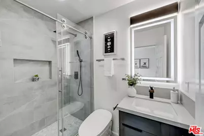 344 S Camden Dr, Beverly Hills, CA 90212 - Photo 20