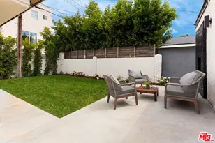2934 Hillcrest Dr, Los Angeles, CA 90016 - Photo 20