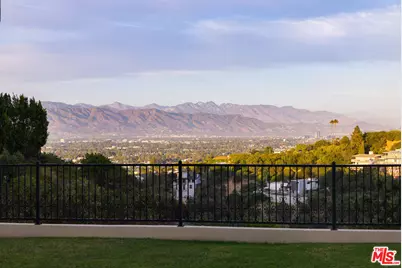 3364 Clerendon Rd, Beverly Hills, CA 90210 - Photo 28