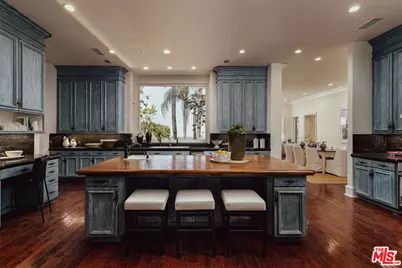 3364 Clerendon Rd, Beverly Hills, CA 90210 - Photo 10