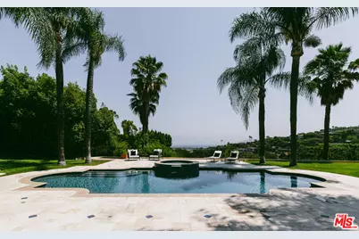 3364 Clerendon Rd, Beverly Hills, CA 90210 - Photo 14