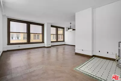 215 W 7th St #602, Los Angeles, CA 90014 - Photo 8