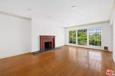 9149 Hillsboro Dr, Los Angeles, CA 90034 - Photo 2