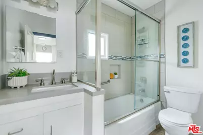 1025 2nd St, Hermosa Beach, CA 90254 - Photo 14
