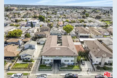 11646 Birch Ave, Hawthorne, CA 90250 - Photo 4