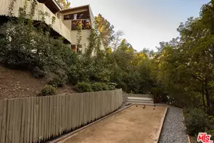 3580 Multiview Dr, Los Angeles, CA 90068 - Photo 30