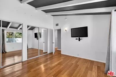 6292 Lubao Ave, Woodland Hills, CA 91367 - Photo 12