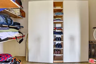 180 S Las Palmas Ave, Los Angeles, CA 90004 - Photo 52