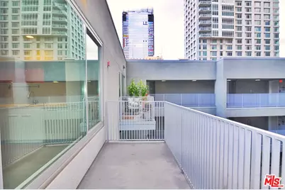901 S Flower St #709, Los Angeles, CA 90015 - Photo 6