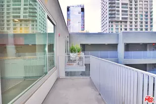 901 S Flower St, Los Angeles, CA 90015 - Photo 6
