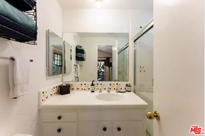 4152 Falling Leaf Dr, Encino, CA 91316 - Photo 34