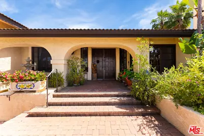 4152 Falling Leaf Dr, Encino, CA 91316 - Photo 32