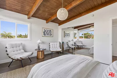 4600 Don Quixote Dr, Los Angeles, CA 90008 - Photo 46