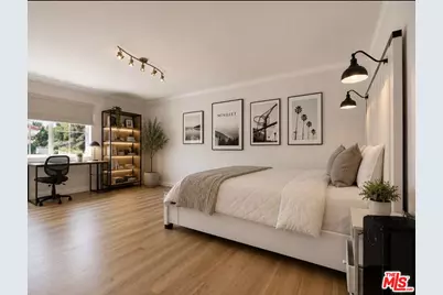 2670 Claray Dr, Los Angeles, CA 90077 - Photo 20