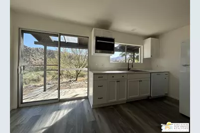 49760 Big Morongo Canyon Rd, Morongo Valley, CA 92256 - Photo 14