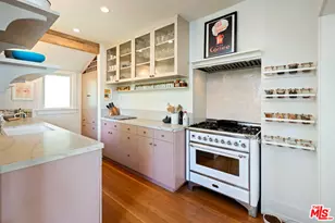 1630 N Benton Way, Los Angeles, CA 90026 - Photo 8