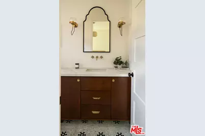 5142 Brynhurst Ave, Los Angeles, CA 90043 - Photo 16