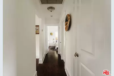 5335 Fountain Ave, Los Angeles, CA 90029 - Photo 16