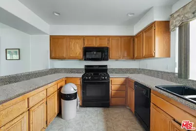 7307 Hannum Ave, Culver City, CA 90230 - Photo 14
