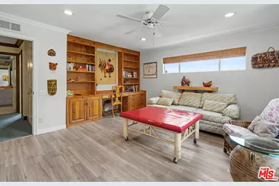 3563 Stone Canyon Ave, Sherman Oaks, CA 91403 - Photo 24