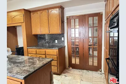 1137 Eagle Vista Dr, Los Angeles, CA 90041 - Photo 10