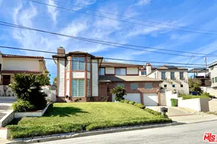 1137 Eagle Vista Dr, Los Angeles, CA 90041 - Photo 1