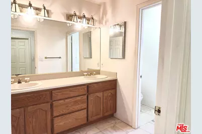 1137 Eagle Vista Dr, Los Angeles, CA 90041 - Photo 34