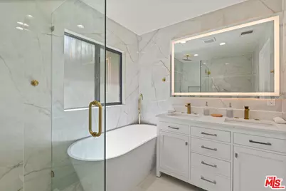 5253 Buffalo Ave, Sherman Oaks, CA 91401 - Photo 18