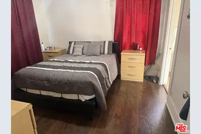 213 W 83rd St, Los Angeles, CA 90003 - Photo 20
