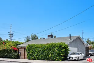 12035 Magnolia Blvd, Valley Village, CA 91607 - Photo 4