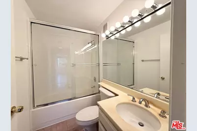 600 W 9th St #814, Los Angeles, CA 90015 - Photo 44