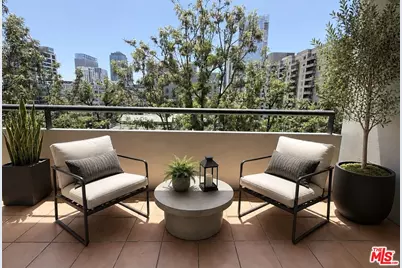 600 W 9th St #814, Los Angeles, CA 90015 - Photo 1
