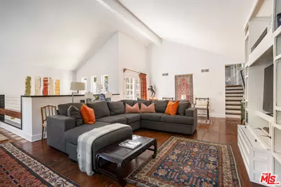 1647 N Beverly Glen Blvd, Los Angeles, CA 90077 - Photo 32