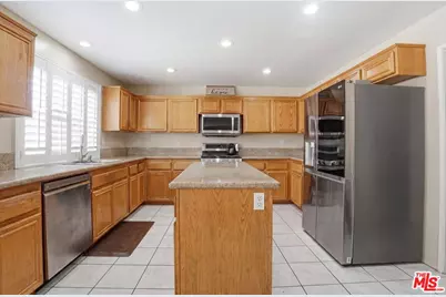 13127 Bay Meadow Ave, Chino, CA 91710 - Photo 12