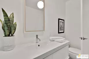 2244 E Tahquitz Canyon Way, Palm Springs, CA 92262 - Photo 22