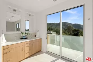 25638 Monte Nido Dr, Calabasas, CA 91302 - Photo 18