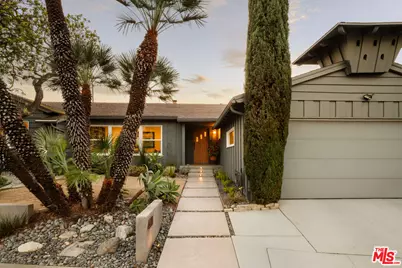 4111 Mantova Dr, Los Angeles, CA 90008 - Photo 2