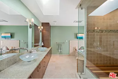 11940 Westminster Ave, Los Angeles, CA 90066 - Photo 26