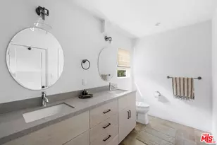 11940 Westminster Ave, Los Angeles, CA 90066 - Photo 32