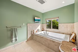 11940 Westminster Ave, Los Angeles, CA 90066 - Photo 28