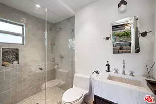 11940 Westminster Ave, Los Angeles, CA 90066 - Photo 40