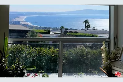 1260 Lachman Ln, Pacific Palisades, CA 90272 - Photo 32
