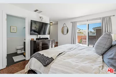12495 Culver Blvd, Los Angeles, CA 90066 - Photo 24