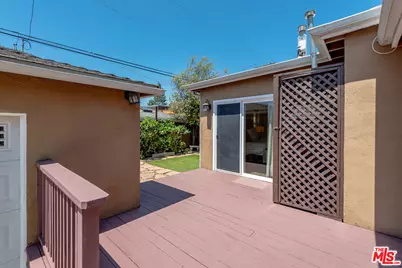 12495 Culver Blvd, Los Angeles, CA 90066 - Photo 30