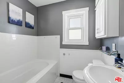12495 Culver Blvd, Los Angeles, CA 90066 - Photo 20