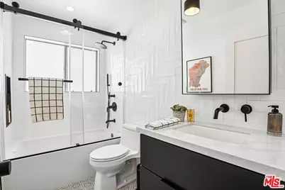 446 San Vicente Blvd #202, Santa Monica, CA 90402 - Photo 14