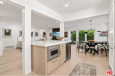 446 San Vicente Blvd #202, Santa Monica, CA 90402 - Photo 6