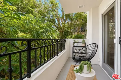 446 San Vicente Blvd #202, Santa Monica, CA 90402 - Photo 16