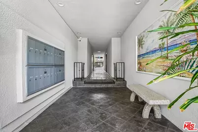 446 San Vicente Blvd #202, Santa Monica, CA 90402 - Photo 20