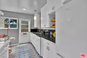 5226 Village Green, Los Angeles, CA 90016 - Photo 14